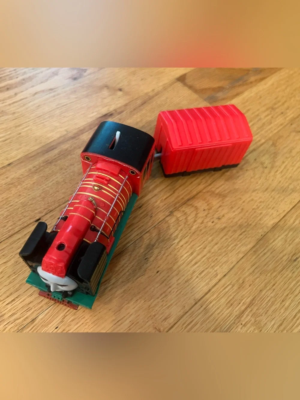 Thomas & Friends TrackMaster motorized Nia Train